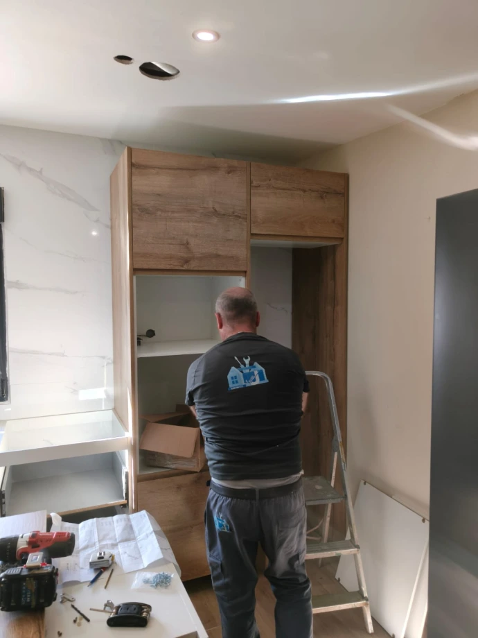 Trabajos de reforma integral realizados por Reformas e Instalaciones Vallejo en Tortosa.